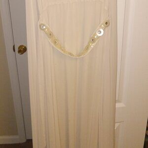 Maternity wedding gown